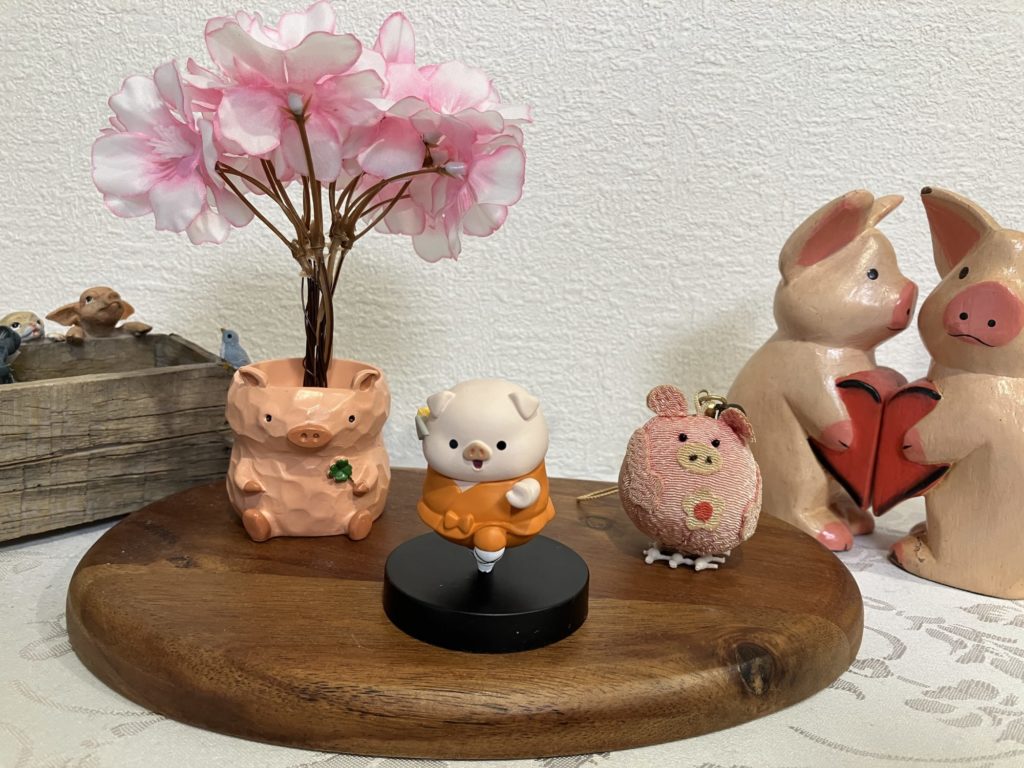 豚ちゃんの置物（26年4月）-2